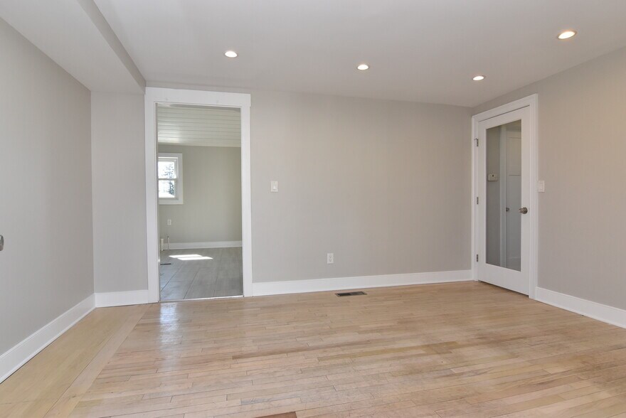 More Photos Of 18355 Coastal Hwy, Lewes Office For Lease