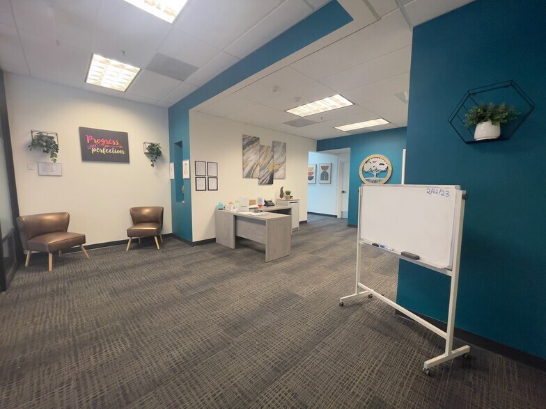 More Photos Of 707 E Tahquitz Canyon Way, Palm Springs Medical For Lease
