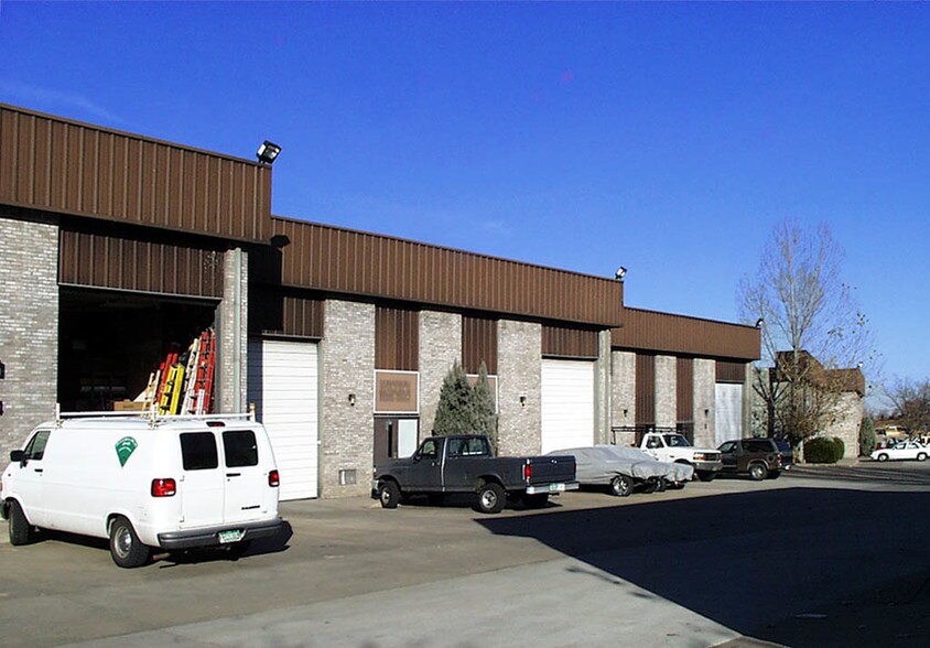 Primary Photo Of 10475 Irma Dr, Northglenn Manufacturing For Sale