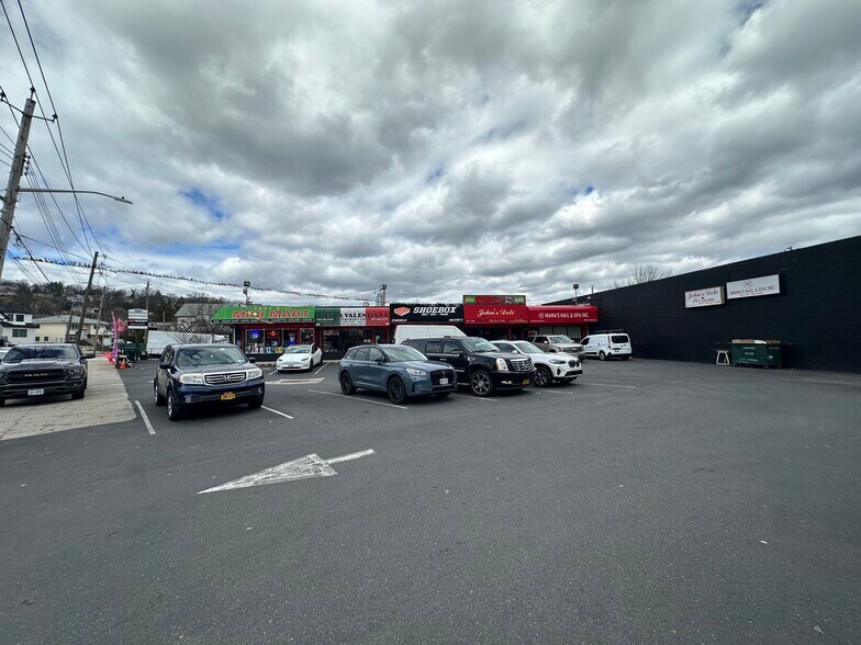 More Photos Of 1060 Richmond Rd, Staten Island Freestanding For Lease