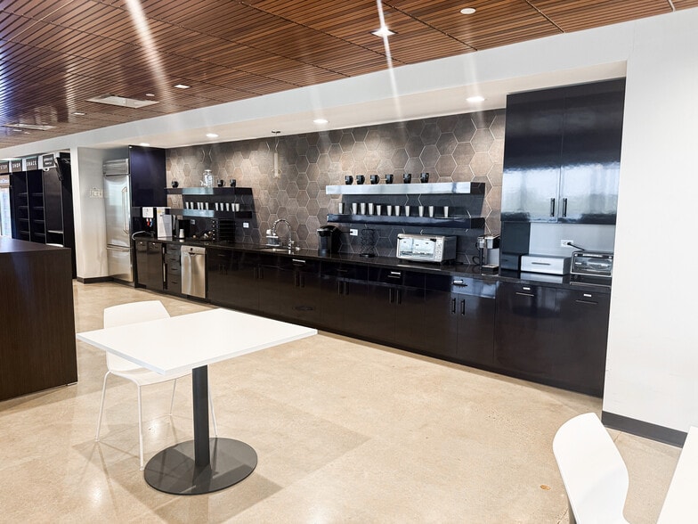 More Photos Of 100 Franklin Sq Dr, Somerset Office For Sale