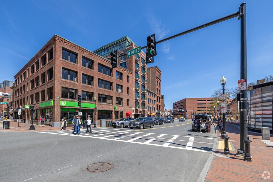 More Photos Of 16-40 North St, Boston Office For Lease