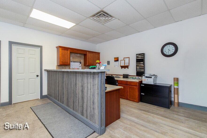 More Photos Of 19275 125 Hwy, Fairland General Retail For Sale
