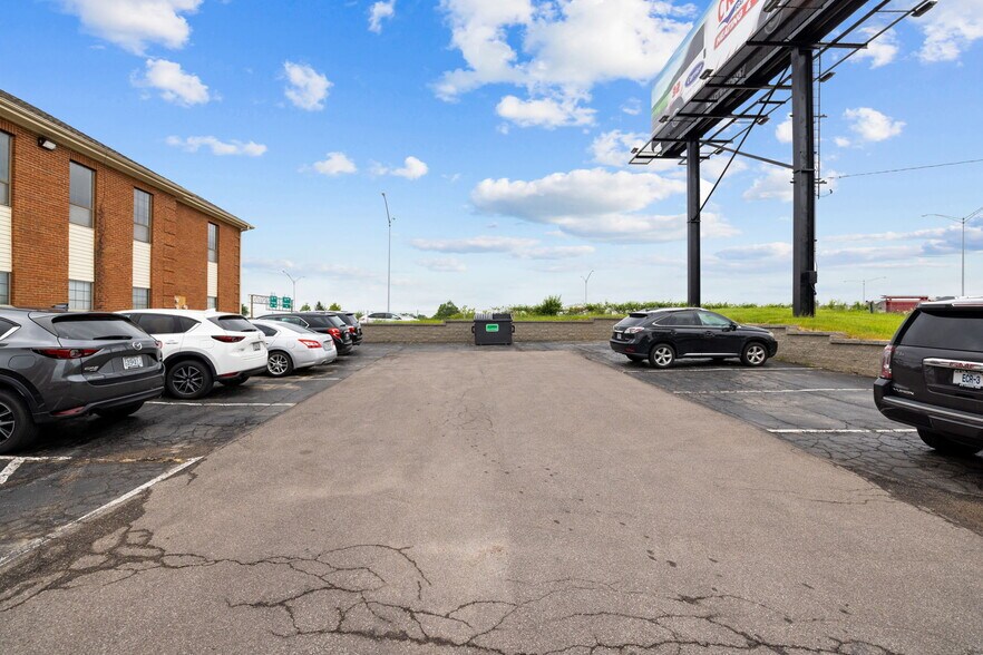 More Photos Of 4171-4193 Crescent Dr, Saint Louis Medical For Sale