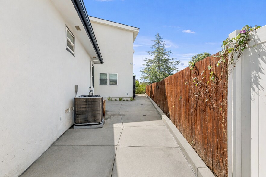 More Photos Of 6407-13 Richard st, San Diego Apartments For Sale