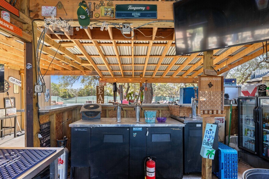 More Photos Of 33855 Blanco Rd, Bulverde Bar For Sale