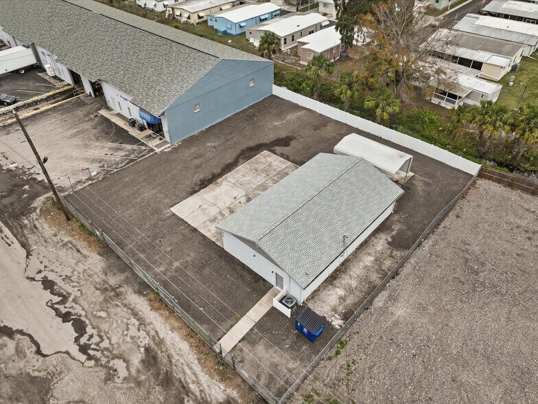 More Photos Of 6129 Siesta Ln, Port Richey Warehouse For Lease