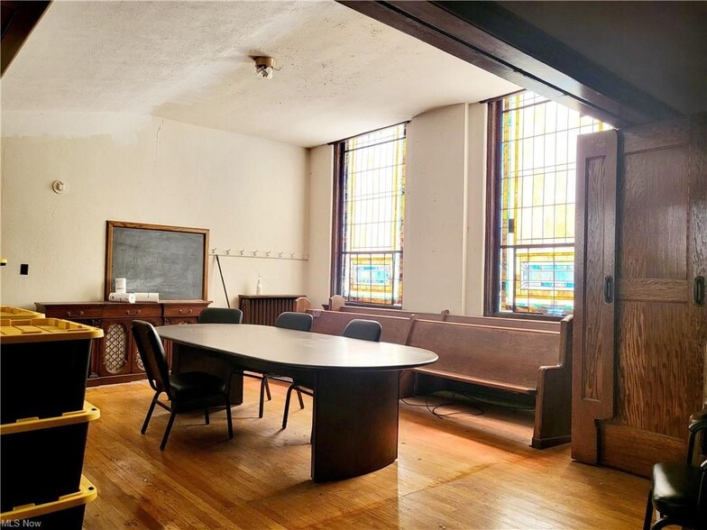 More Photos Of 400 Sixth St, Lorain Religious Facility For Sale