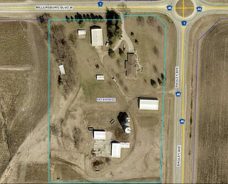 More Photos Of 2068 Millersburg Blvd W, Dundas Specialty For Sale