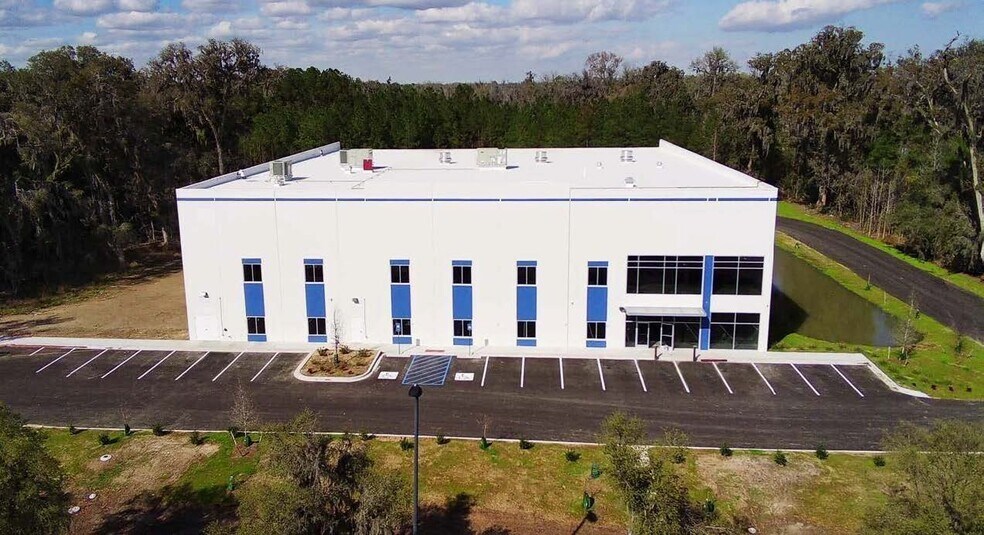 More Photos Of 528 Sunbury Rd, Midway Warehouse For Lease