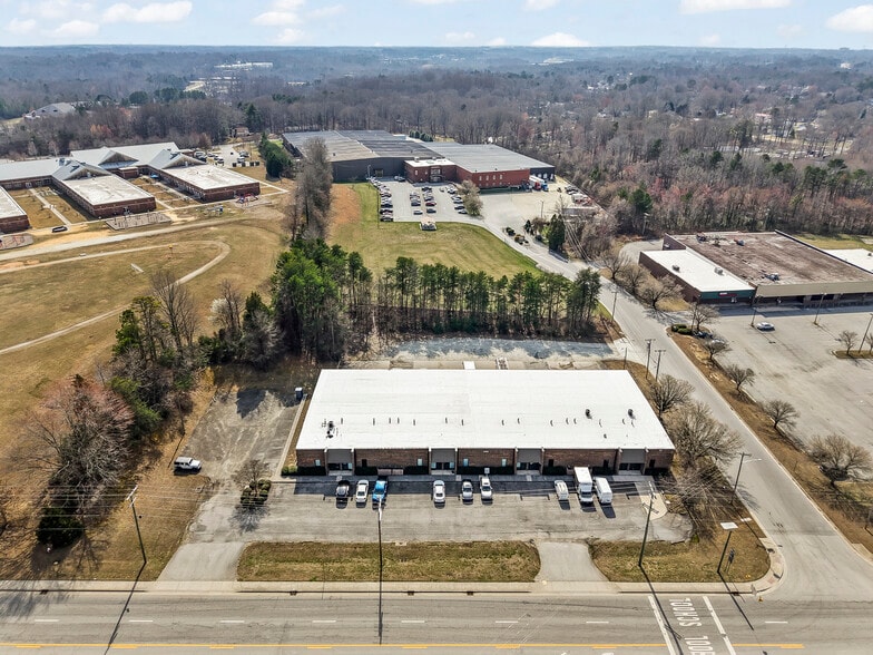 More Photos Of 3202 E Martin Luther King Junior Dr, High Point Light Distribution For Lease