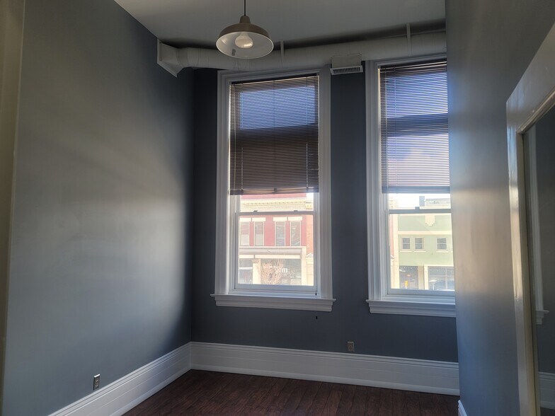 More Photos Of 1 E Center St, Provo Office For Sale