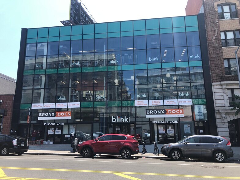 More Photos Of 932 Southern Blvd, Bronx Freestanding For Lease
