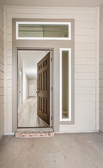 More Photos Of 4020 Centerfire, Waco Apartments For Sale