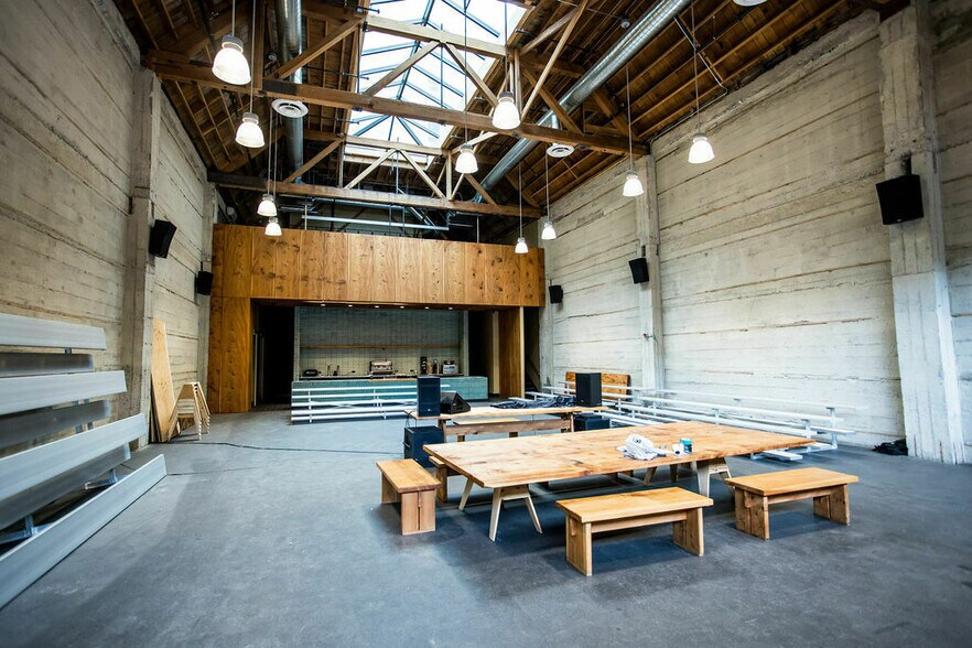 More Photos Of 1716 Broadway, Oakland Storefront For Sale