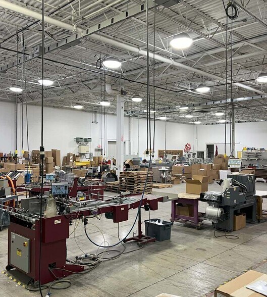More Photos Of 8037 Bavaria Rd, Twinsburg Warehouse For Lease