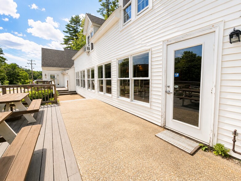 More Photos Of 441 NH Route 49, Campton Freestanding For Lease