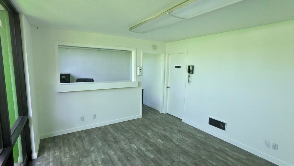 More Photos Of 48 Laurel St, Redwood City Service For Sale