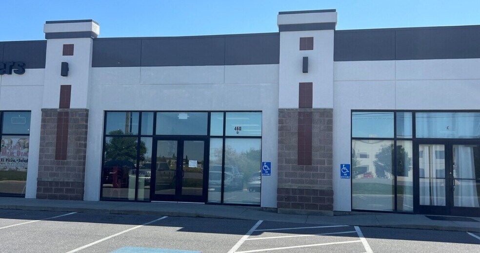Primary Photo Of 460 N Redwood Rd, North Salt Lake General Retail For Sale