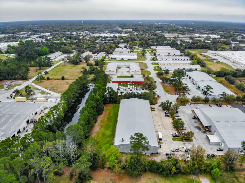 More Photos Of 1857 Patterson Ave, Deland Warehouse For Lease