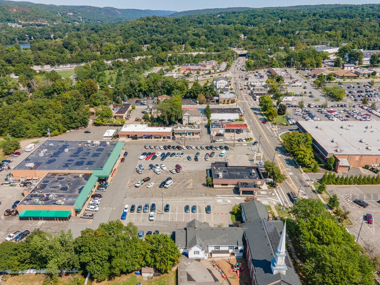 More Photos Of 6-14 Elm St, Oakland Storefront Retail Office For Lease