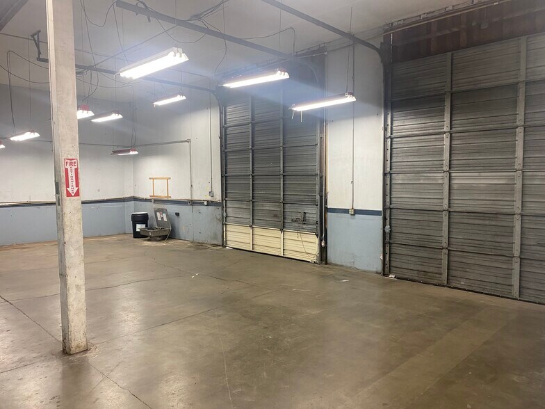 More Photos Of 1308 Dynamic St, Petaluma Flex For Lease