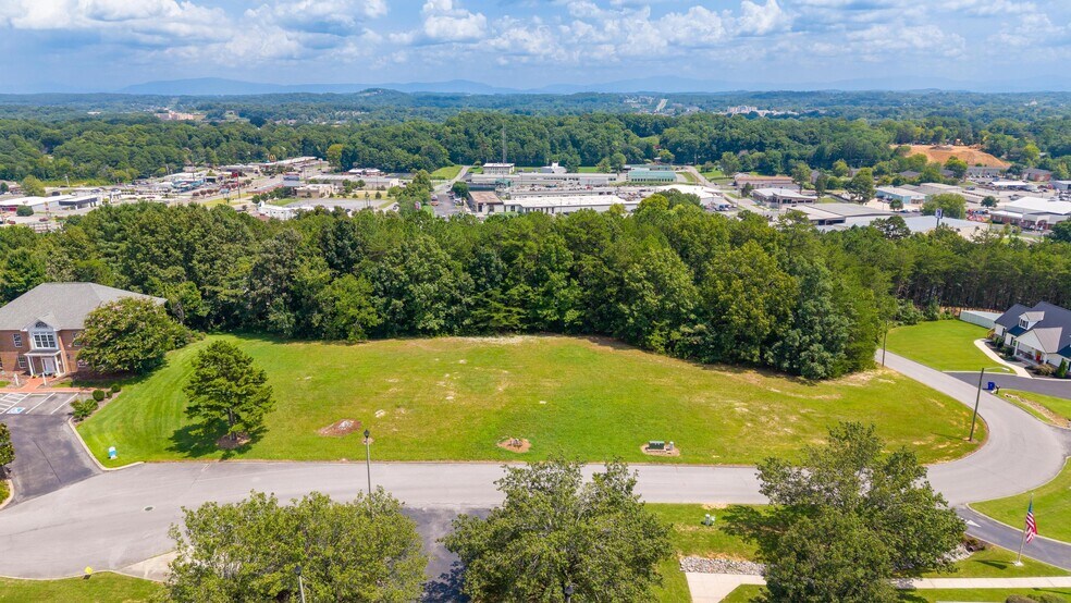 More Photos Of 00 Mount Vernon Drive NW, Cleveland Land For Sale