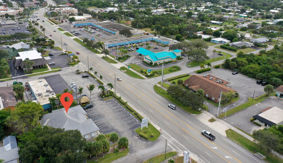 More Photos Of 947-953 NE Jensen Beach Blvd, Jensen Beach Office For Sale