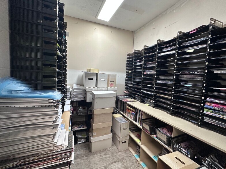 More Photos Of 966 W South Airport Rd, Traverse City Freestanding For Sale