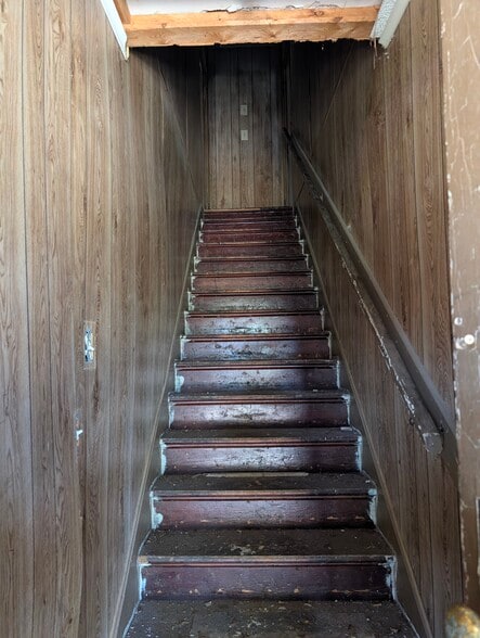 More Photos Of 101 N 7th St, Ponca City Multifamily For Sale