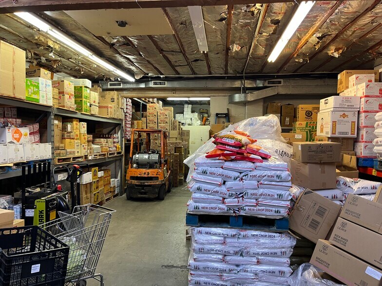 More Photos Of 1831 W Cartmell St, Pasco Freestanding For Sale