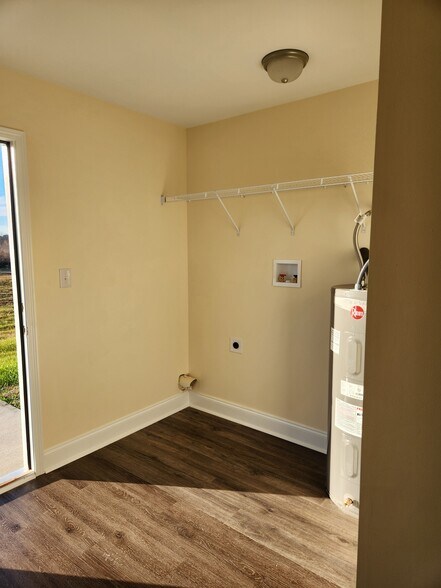 More Photos Of 106 Ronald Pride Blvd, Fort Valley Specialty For Sale