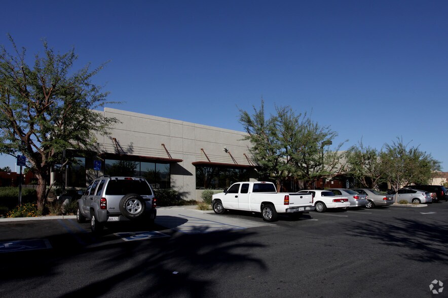 More Photos Of 4201 E Ramon Rd, Palm Springs Office For Sale