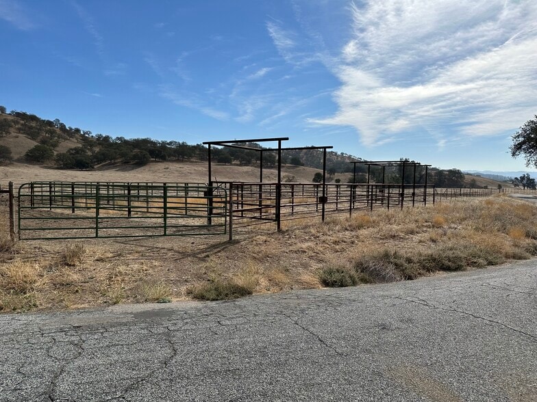 Indian Valley Rd, Parkfield, CA 93451 Land For Sale