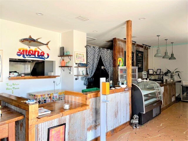 More Photos Of 1421 S 10th St, Fernandina Beach Freestanding For Sale