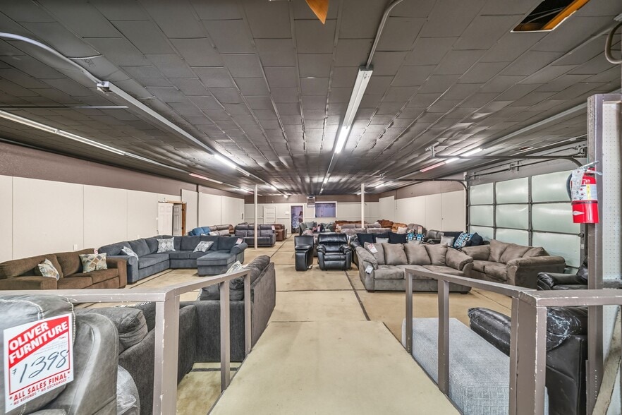 More Photos Of 606 Albert Pike Rd, Hot Springs National Park Freestanding For Sale