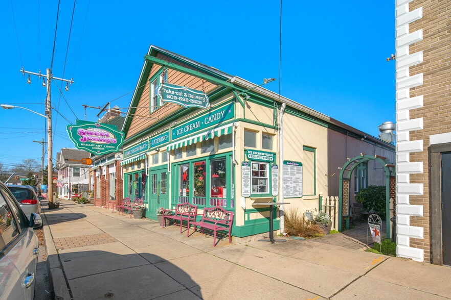 Primary Photo Of 688 E Bay Ave, Barnegat Restaurant For Sale