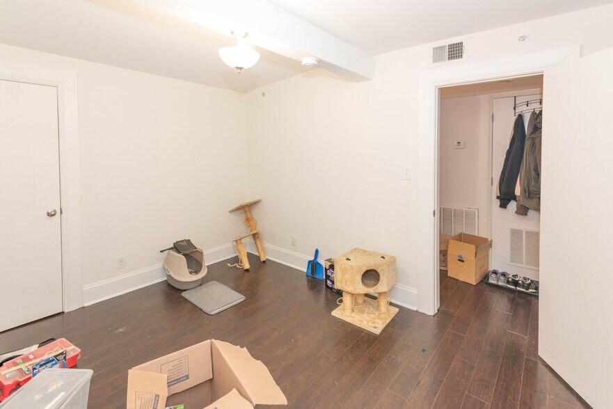 More Photos Of , Baltimore Multifamily For Sale