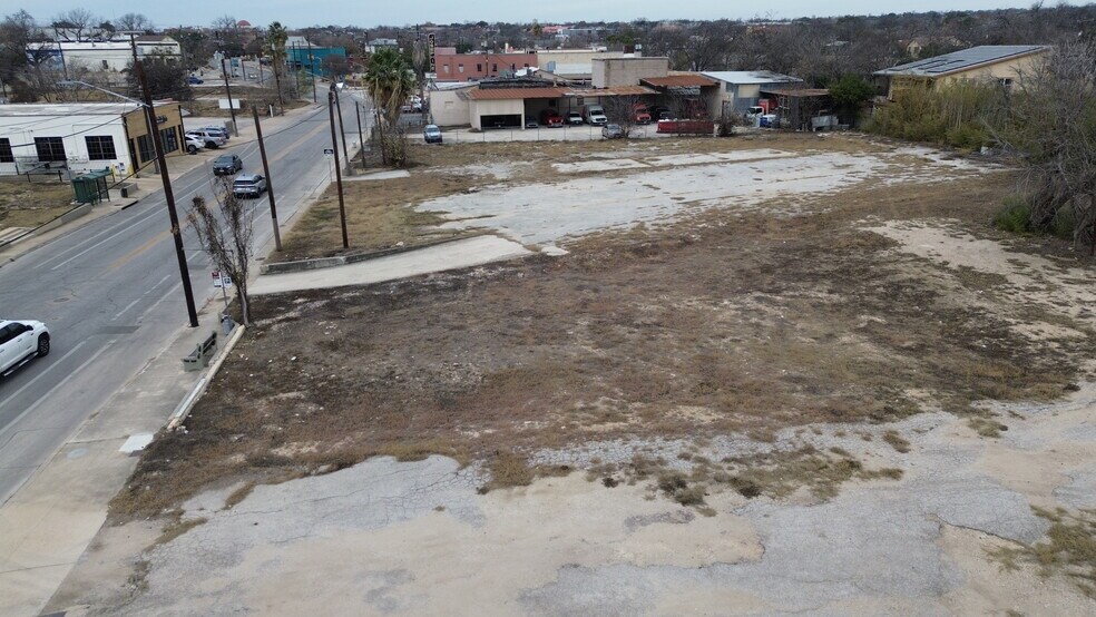 More Photos Of 309 W Josephine St, San Antonio Land For Sale