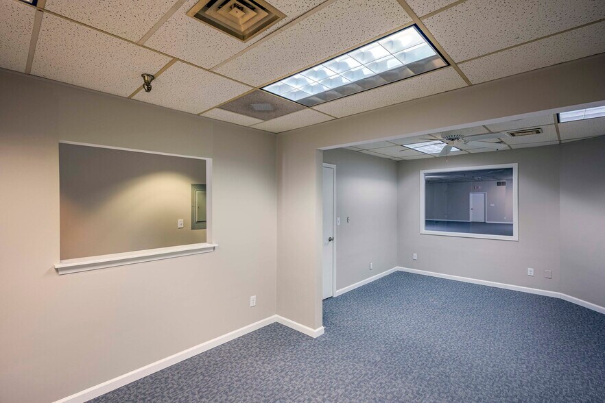 More Photos Of 3307 14th Ave, Kenosha Manufacturing For Sale