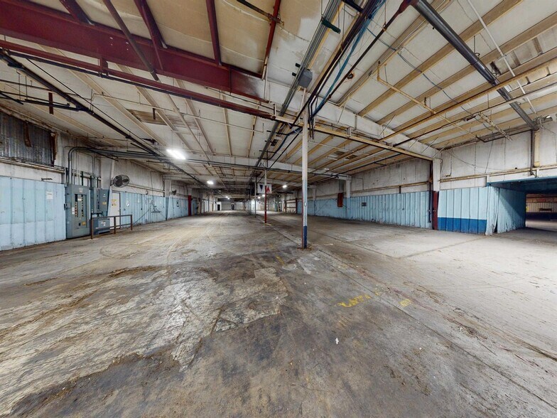 More Photos Of 103 Red Bridge Rd, De Queen Warehouse For Sale