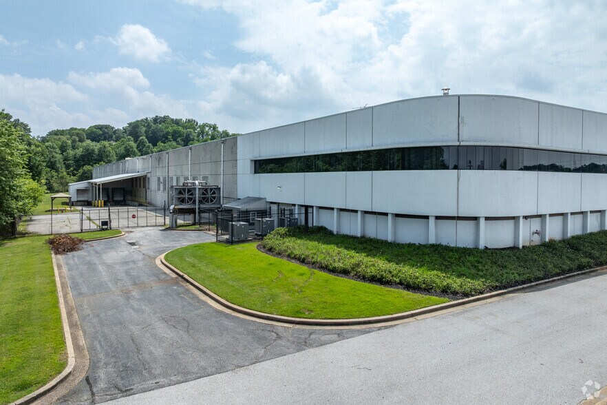 More Photos Of 3030 Waterview Ave, Baltimore Distribution For Lease