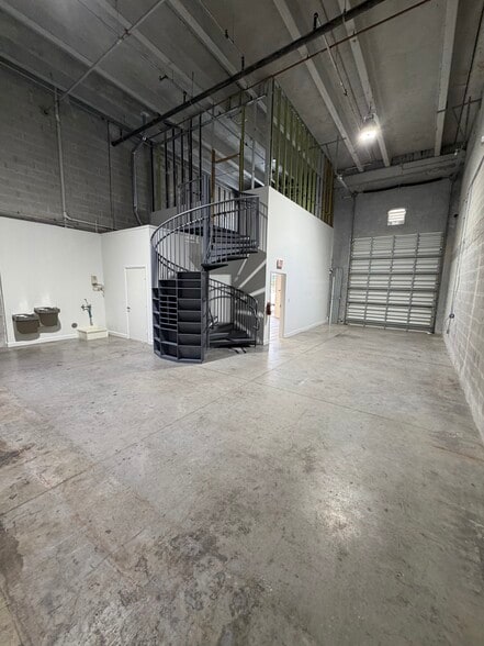 More Photos Of 6010 NW 99th Ave, Doral Warehouse For Sale