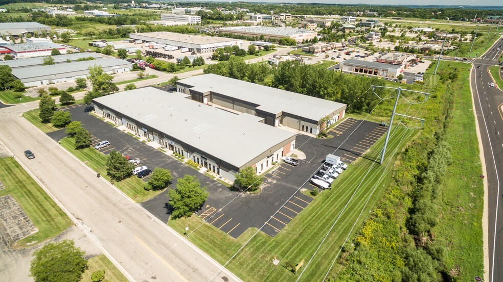 21012113 Eagle Dr, Middleton, WI 53562 Flex/R&D For Lease