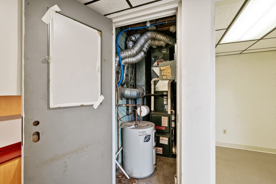 More Photos Of 520 Washington Ave, Dravosburg Warehouse For Sale