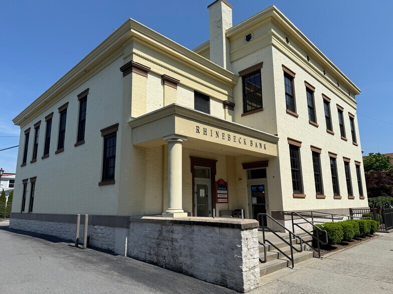 More Photos Of 27 Main St, Kingston Bank For Sale