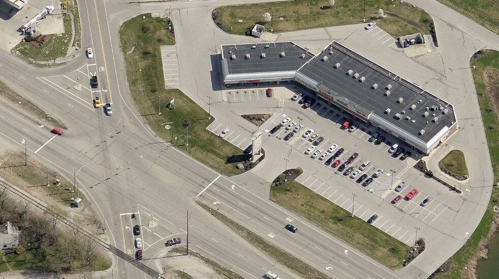 More Photos Of 7015 S Kentucky Ave, Camby Storefront Retail Office For Lease