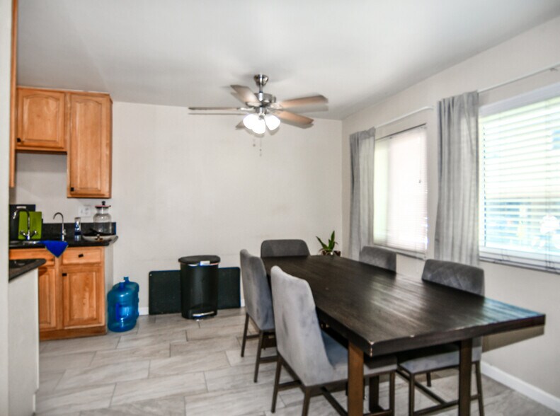 More Photos Of 1003 W Bishop St, Santa Ana Apartments For Sale