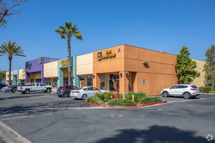 More Photos Of 1611 Magnolia Ave, El Cajon Unknown For Lease