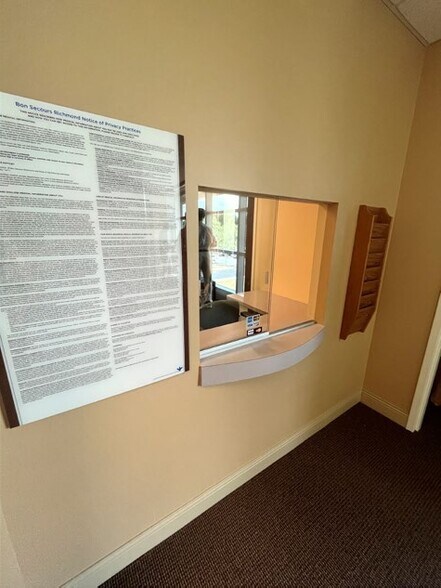 More Photos Of 11601 Iron Bridge Rd, Chester Medical For Lease